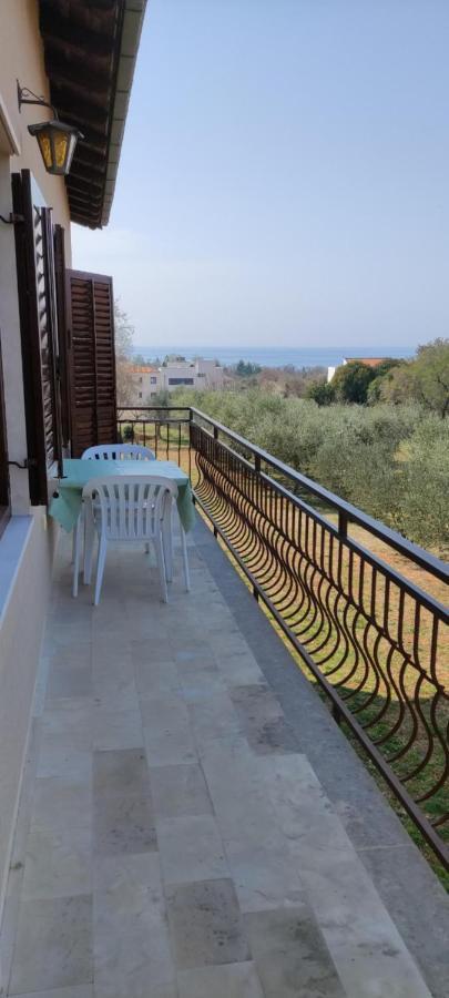 Apartments Konceta Πόρετς Εξωτερικό φωτογραφία